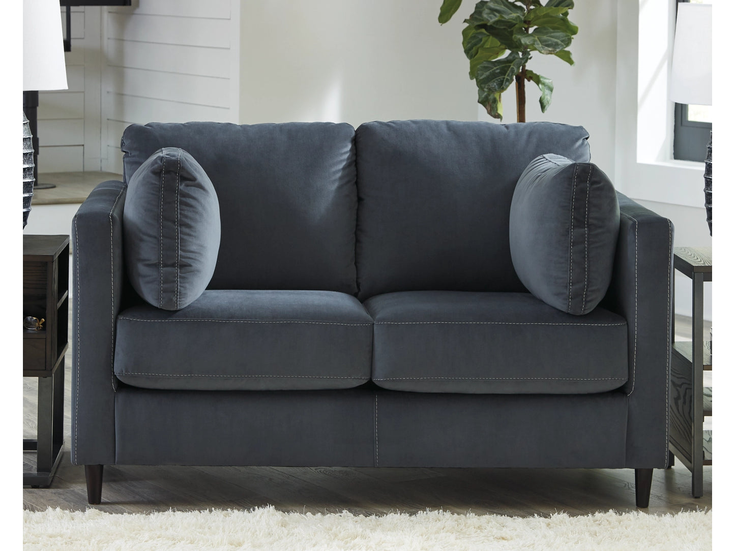 Kennewick Loveseat
