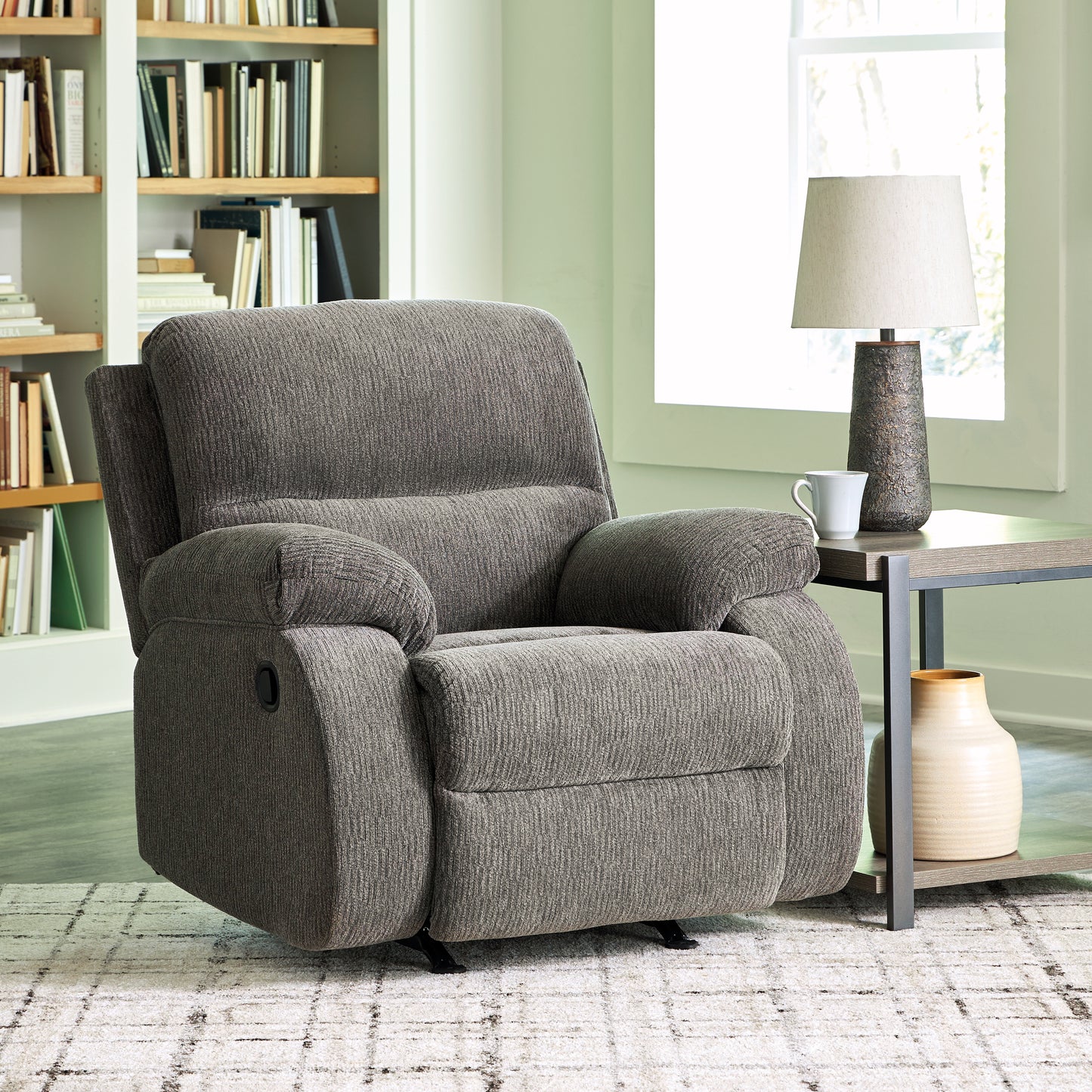 Scranto Recliner - Ashley Furniture - Brunei