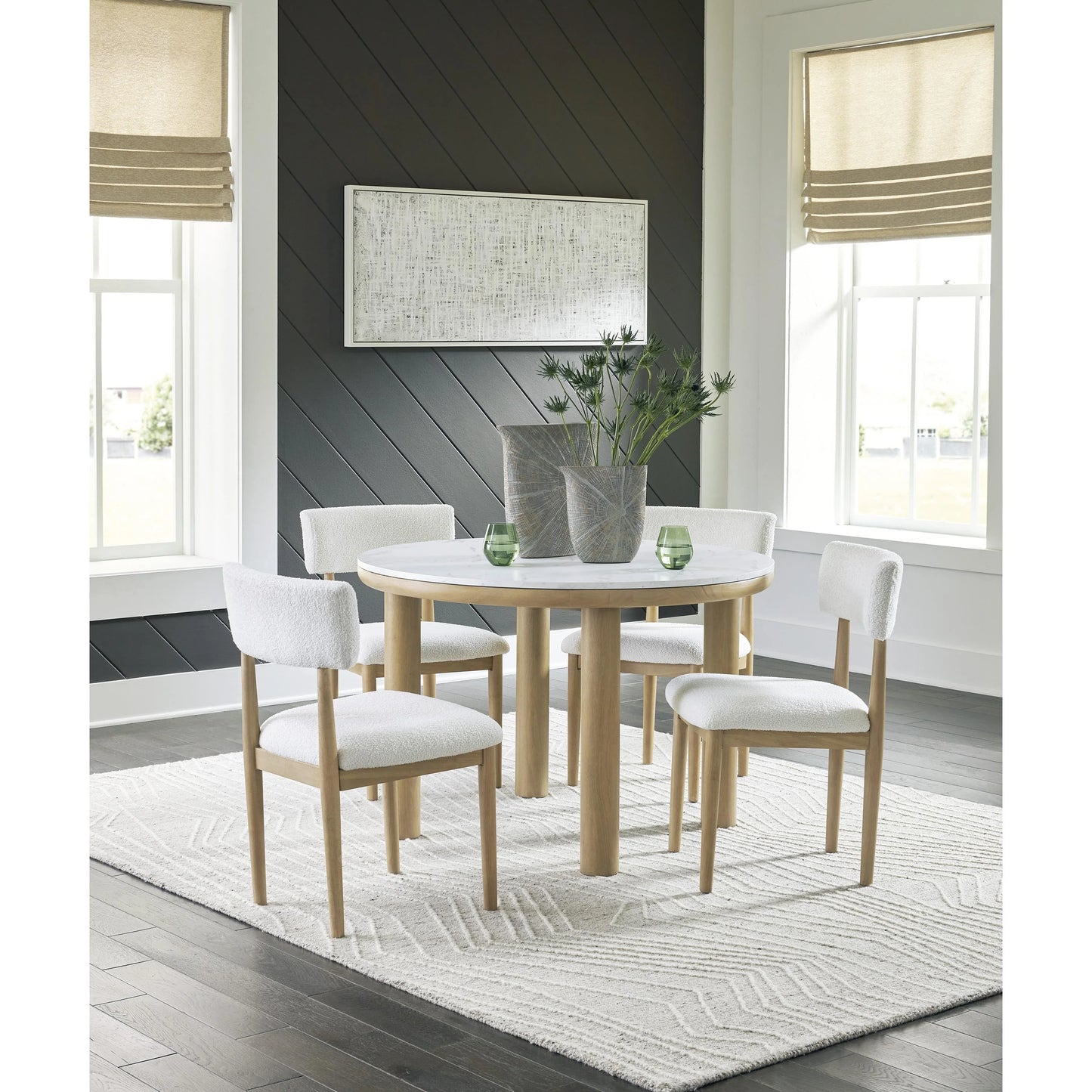 Sawdyn Dining Table