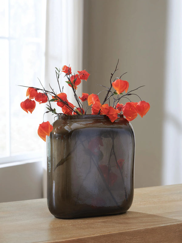 Sumner Vase