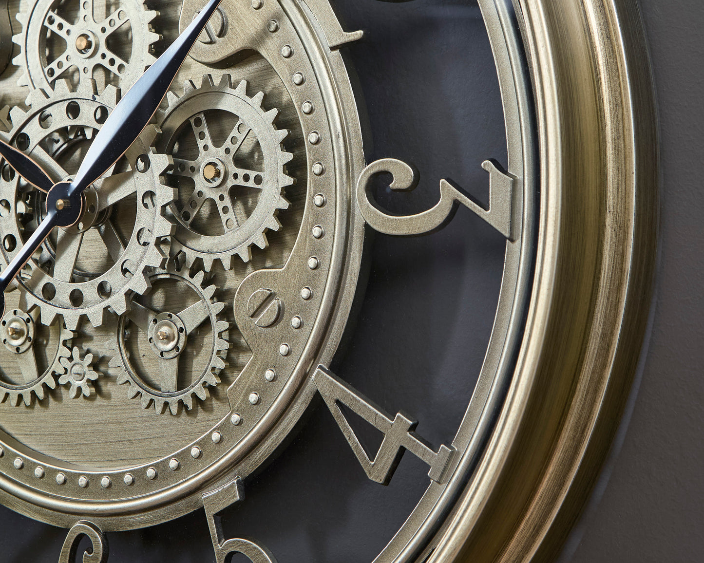 Gilover Wall Clock;Champagne Finish