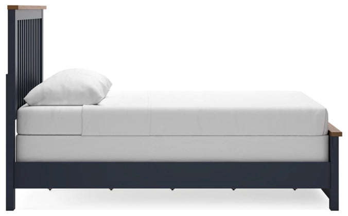 Landocken Queen Panel Bed;Brown/Blue