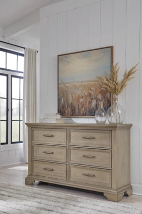 Vallardia Dresser;Light Grayish Brown