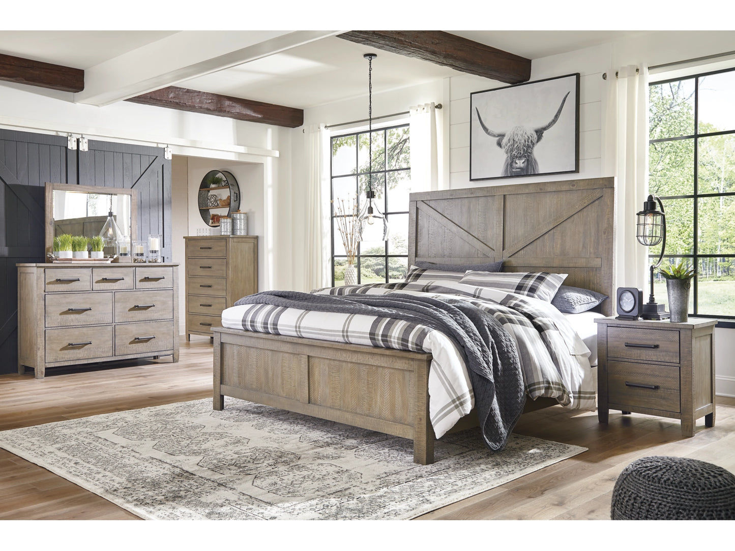 Aldwin Chest of Drawers