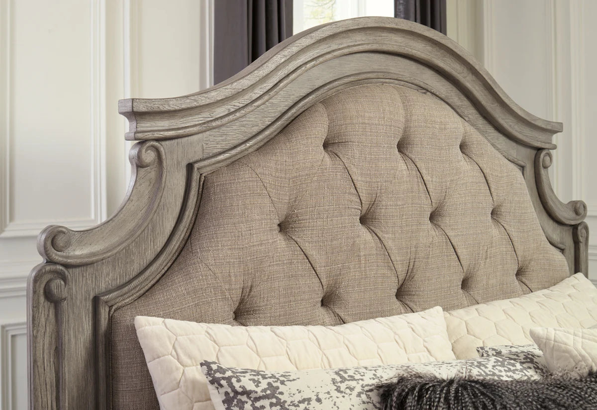 Lodenbay King Panel Bed with Mirrored Dresser, Chest and Nightstand