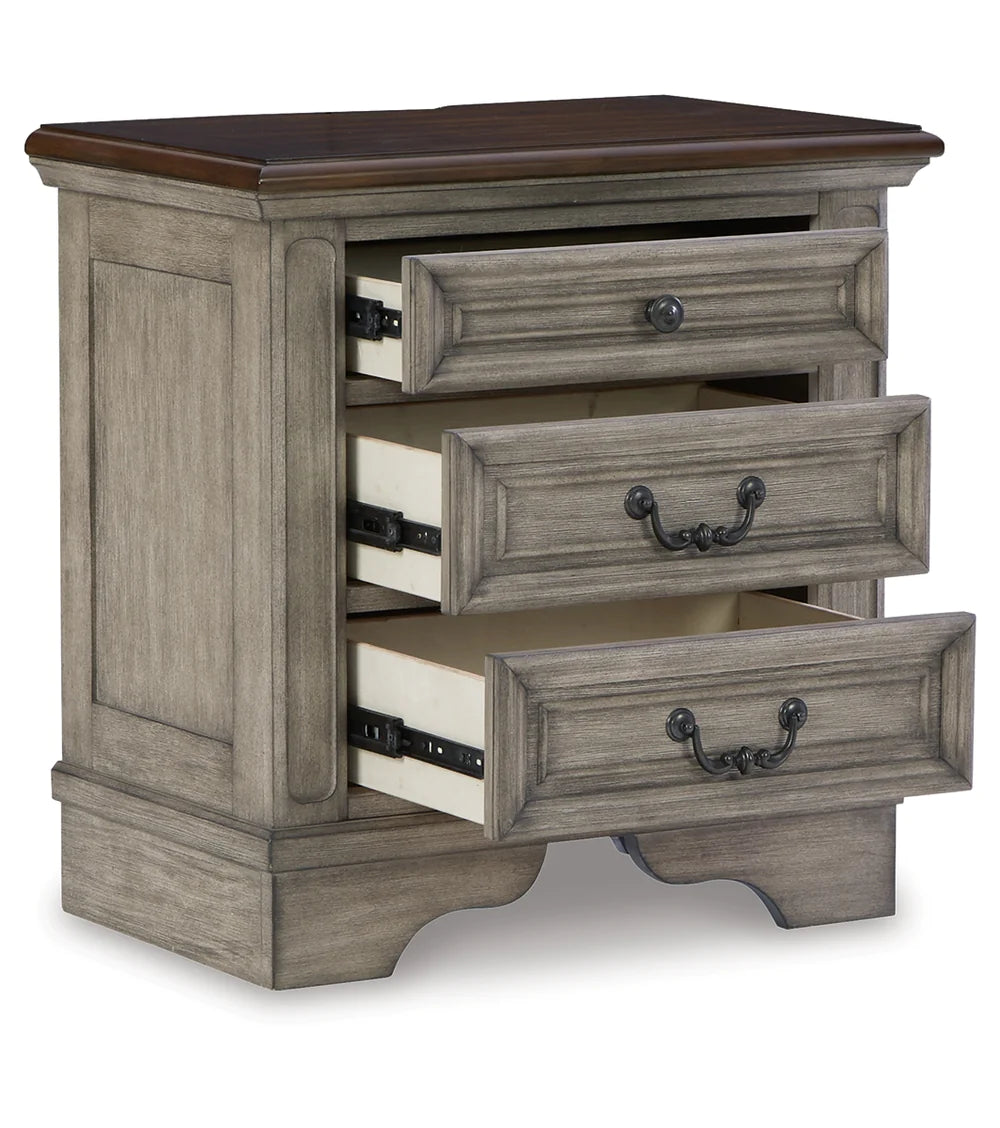 Lodenbay King Panel Bed with Mirrored Dresser, Chest and Nightstand