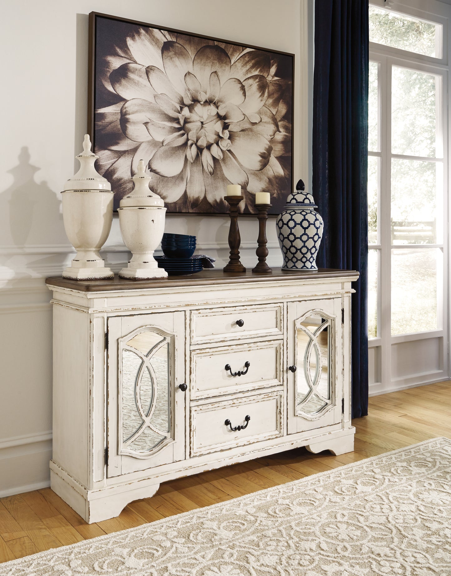 Realyn Dining Server - Ashley Furniture - Brunei