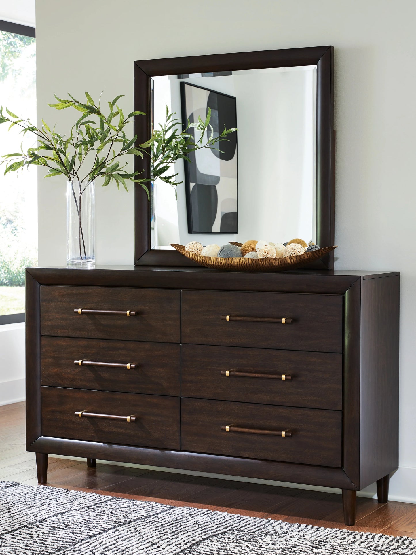 Dantenton Merlot Dresser and Mirror;Merlot