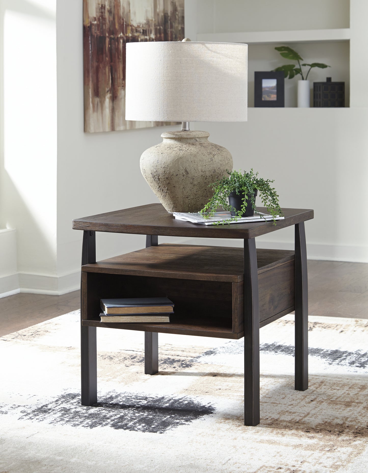 Vailbry End Table - Ashley Furniture - Brunei
