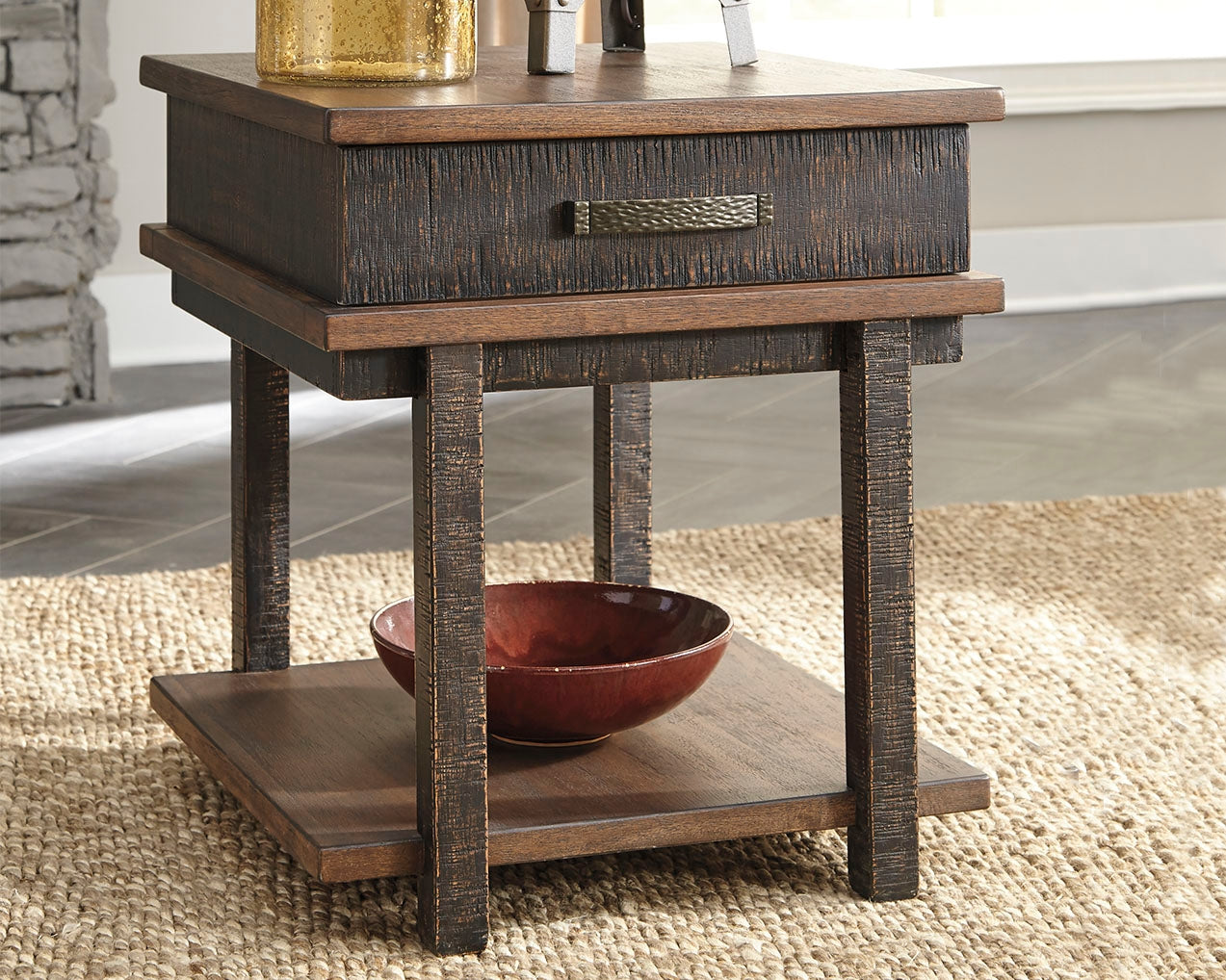 Stanah End Table - Ashley Furniture - Brunei