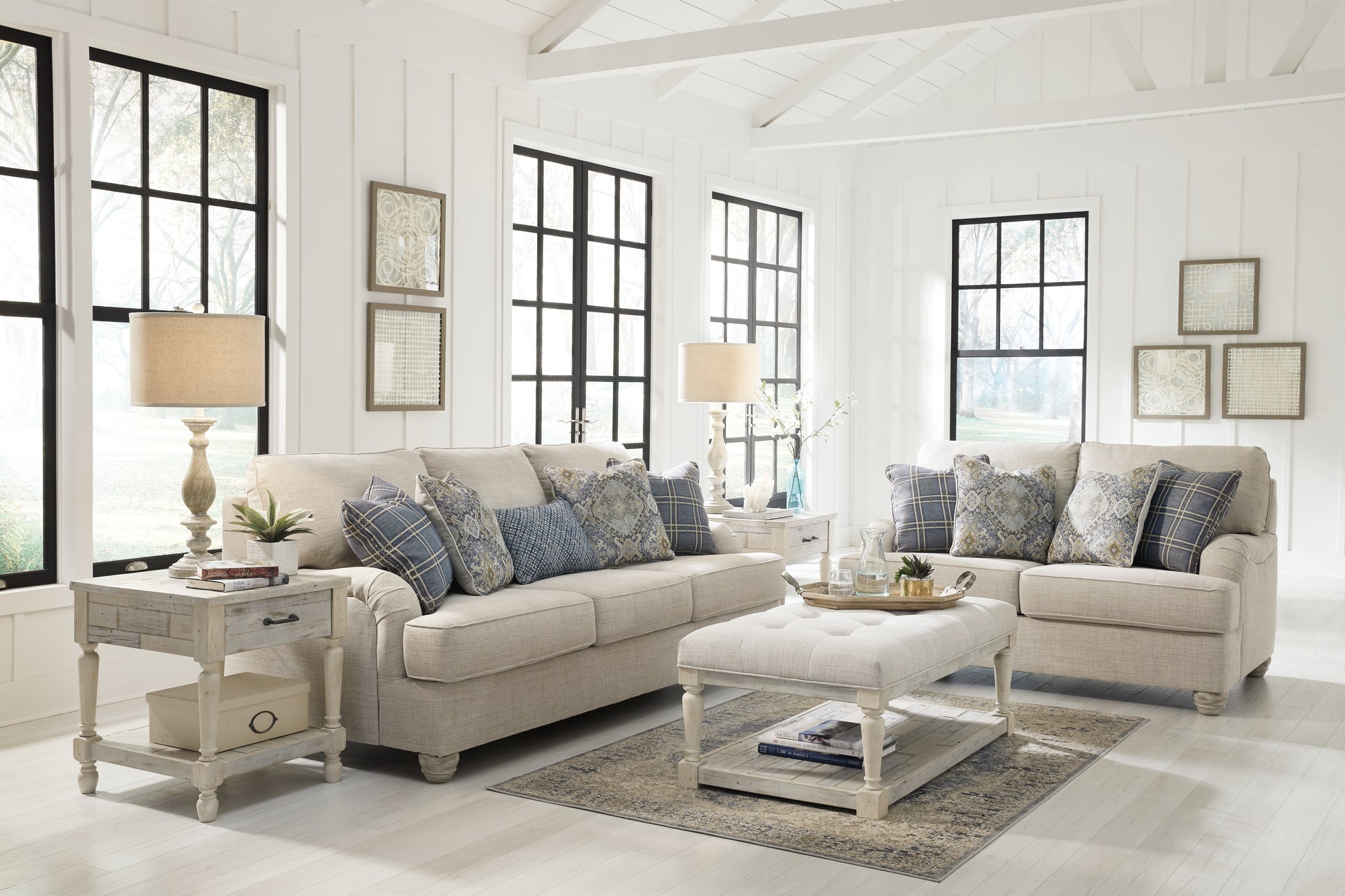 Traemore Loveseat - Ashley Furniture - Brunei