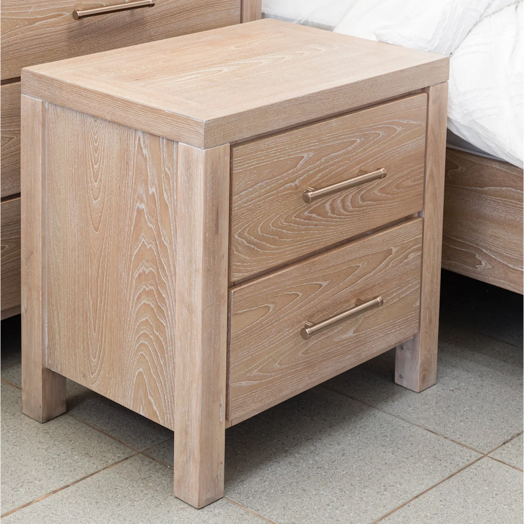 Yalinton Nightstand