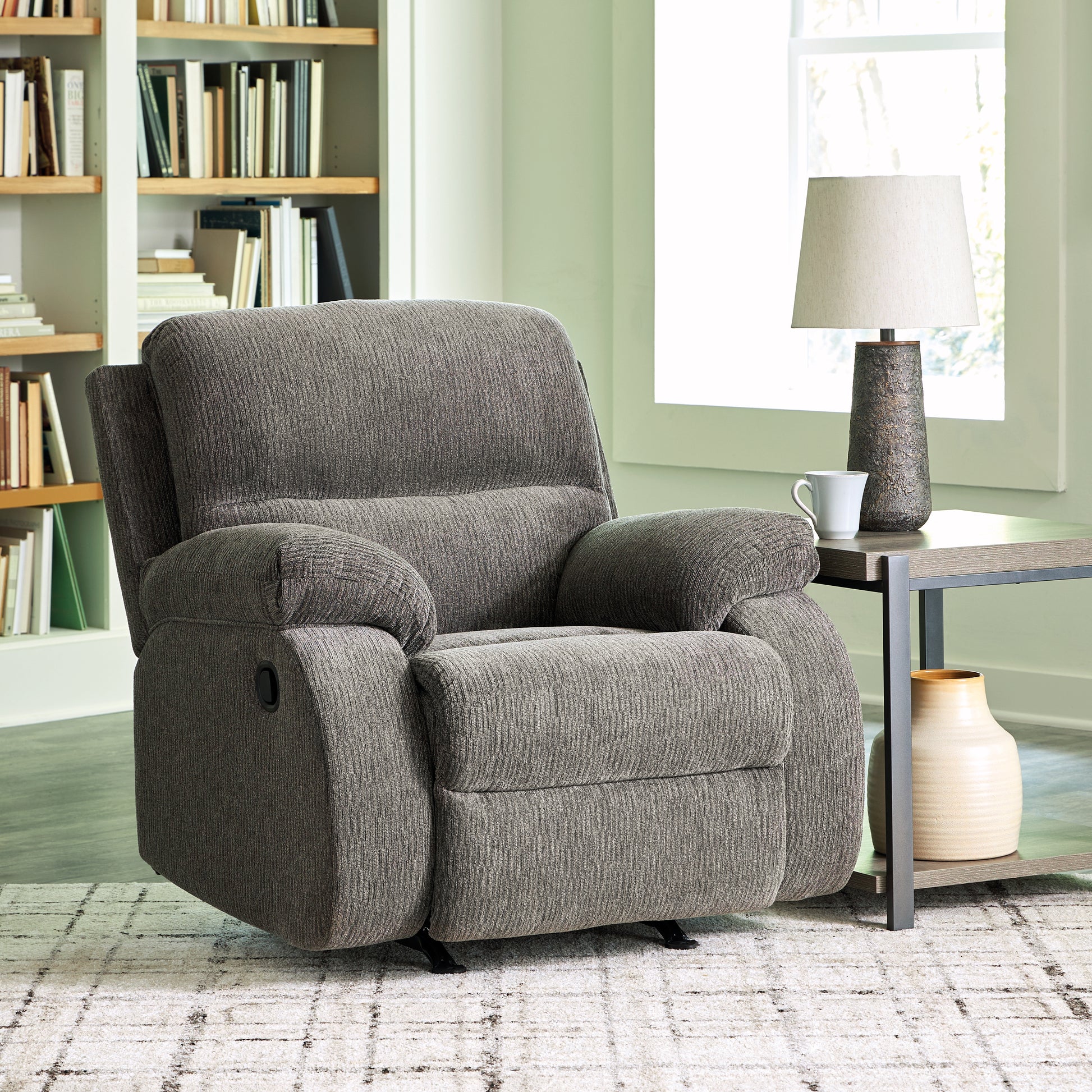 Scranto Recliner - Ashley Furniture - Brunei