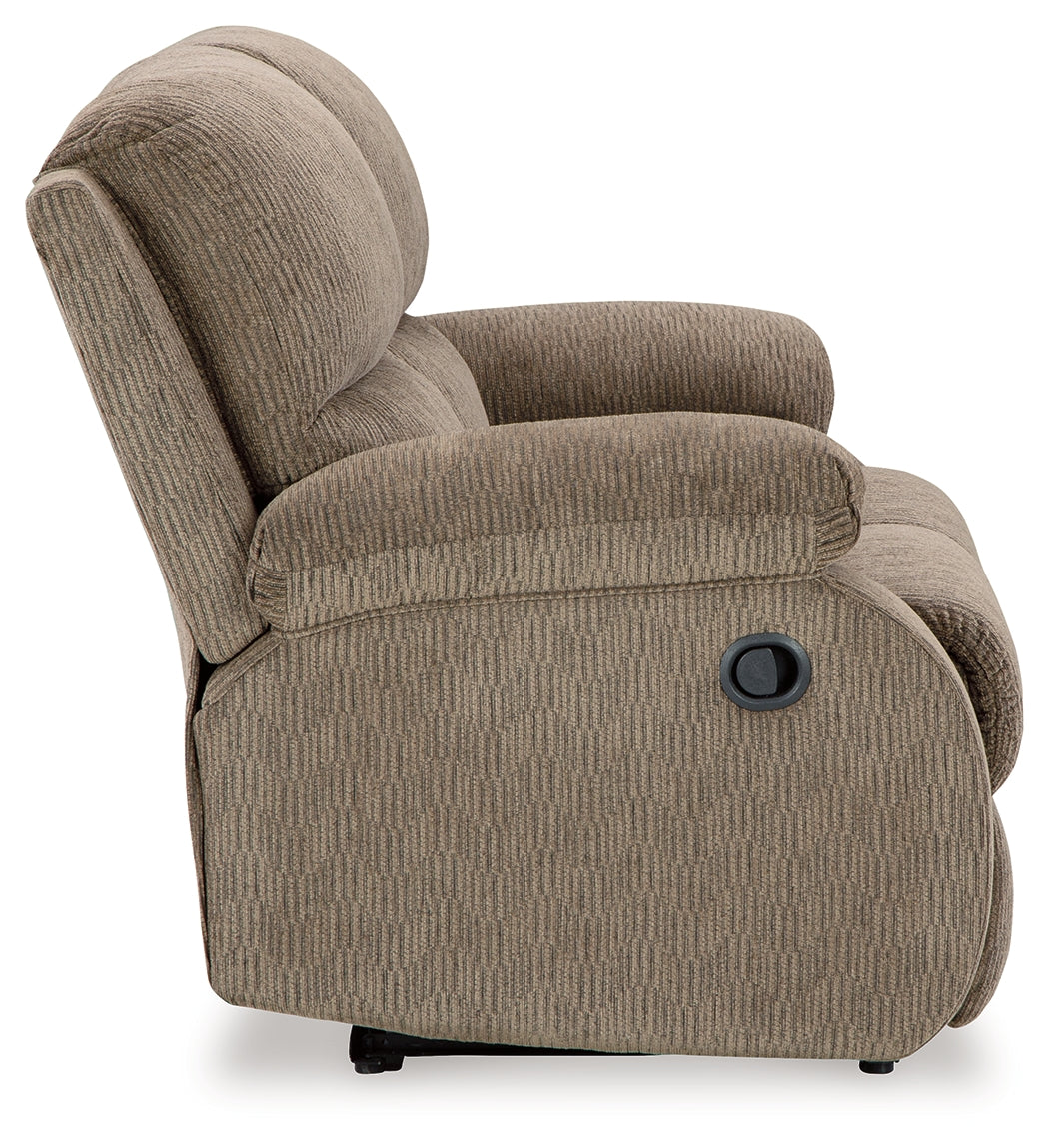 Scranto Reclining Loveseat - Ashley Furniture - Brunei