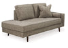 Dahra Chaise