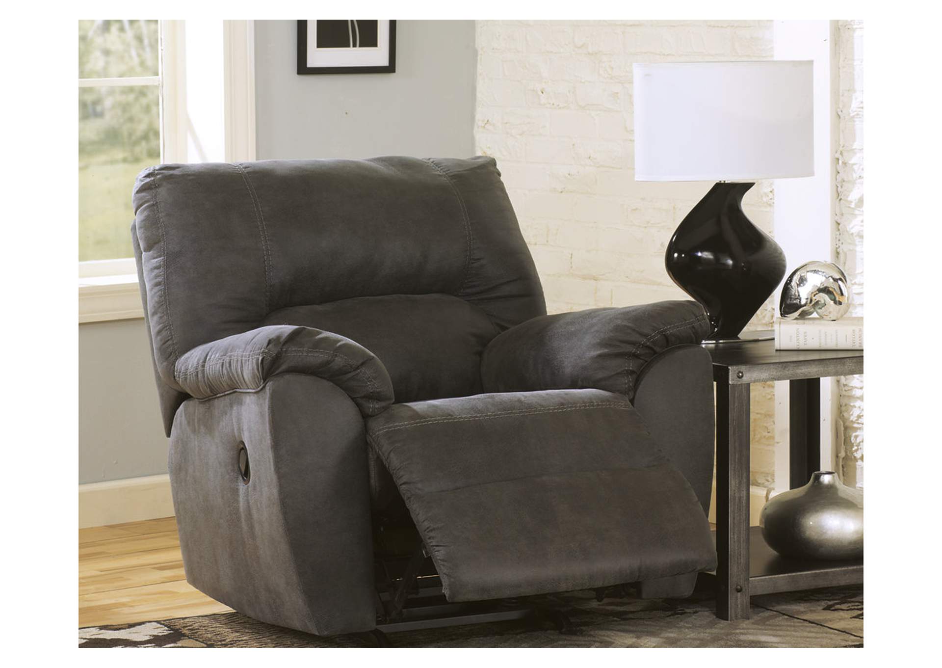 Tambo Recliner - Ashley Furniture - Brunei