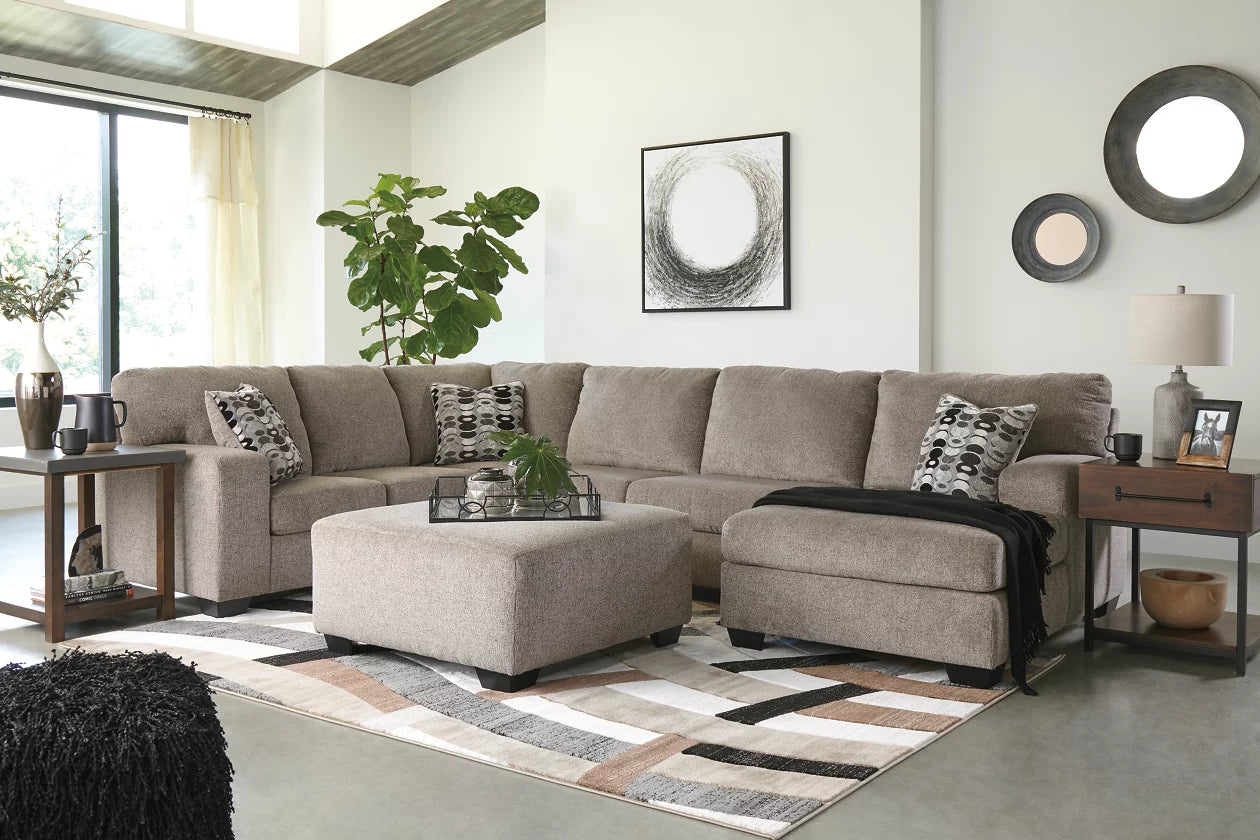 Ballinasloe 3-Piece Sectional and Ottoman - Ashley Furniture - Brunei