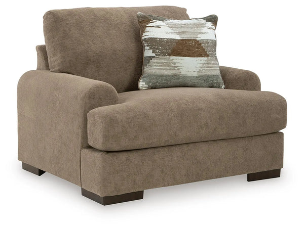 Nolenburg Oversized Chair;Pecan