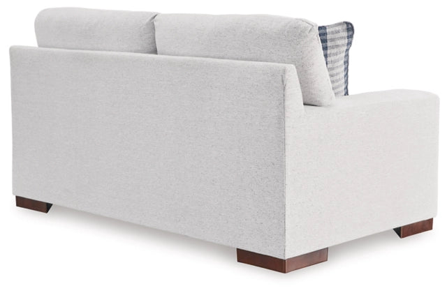 Belvoir Loveseat