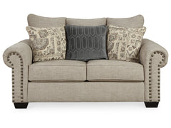 Zarina Loveseat