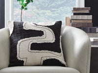 Veerbank Pillow