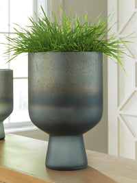 Pennmore Vase