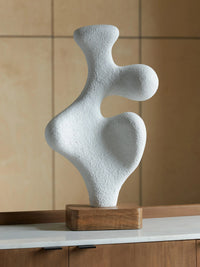 Lavarsen Sculpture
