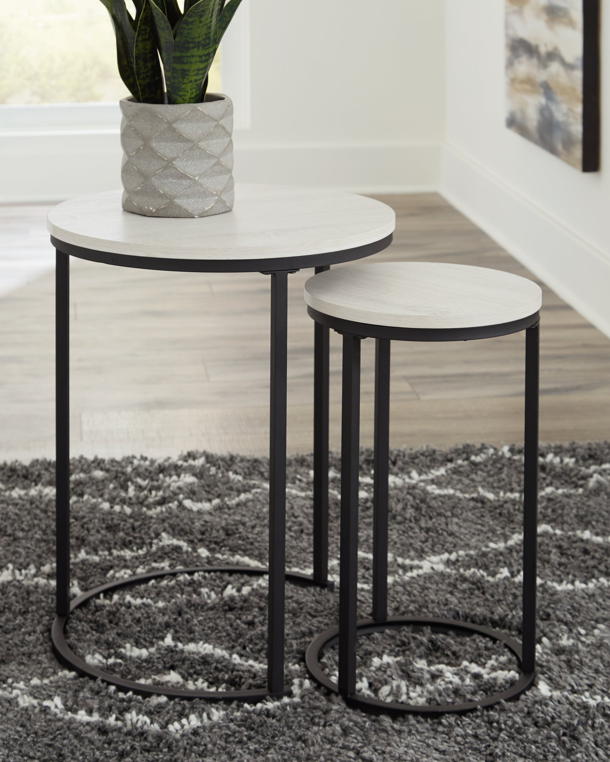 Briarsboro Accent Table (Set of 2) - Ashley Furniture - Brunei