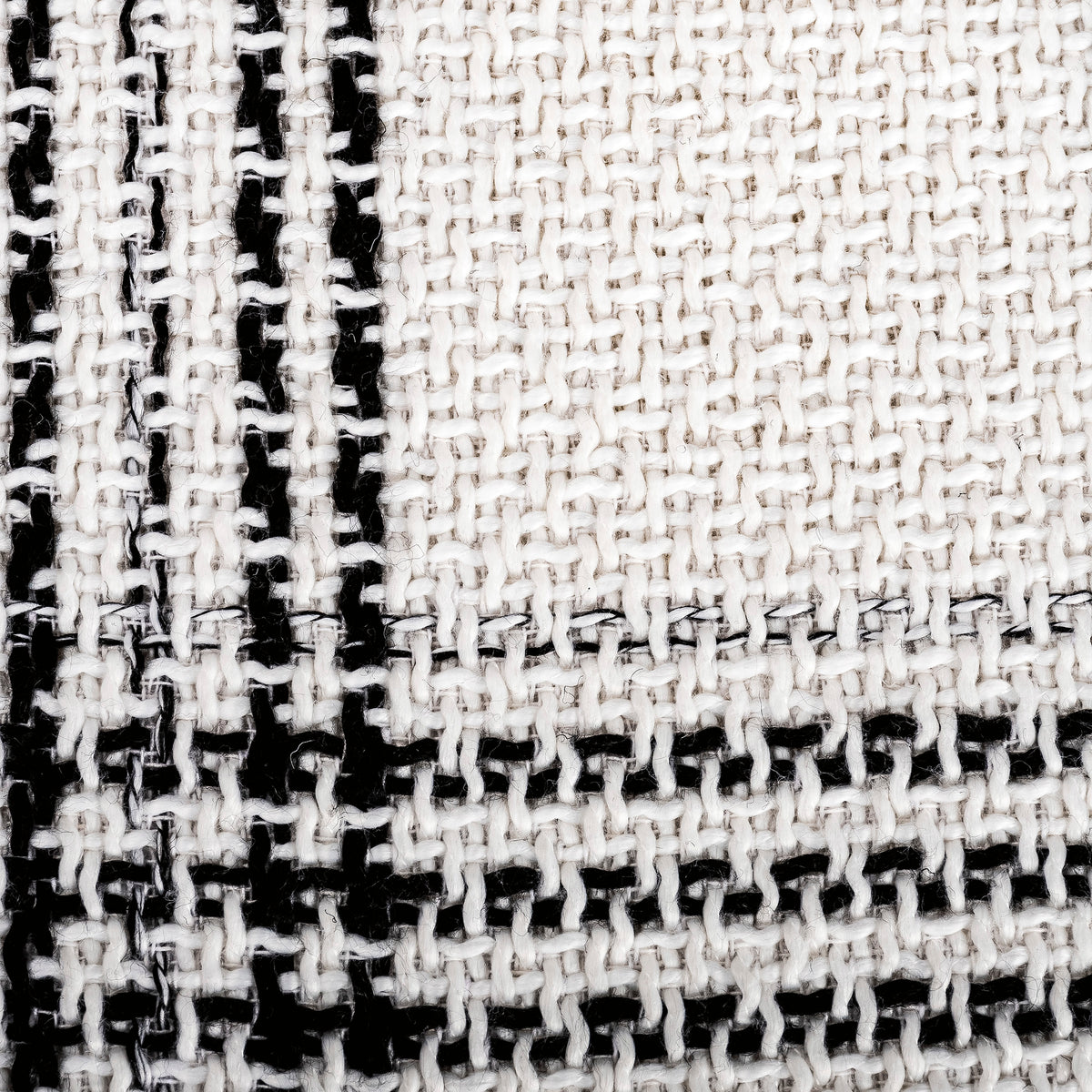 Pillow;White/Black