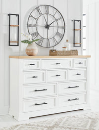Ashbryn Queen Bedroom Set; White/Natural