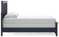 Landocken Queen Panel Bed;Brown/Blue