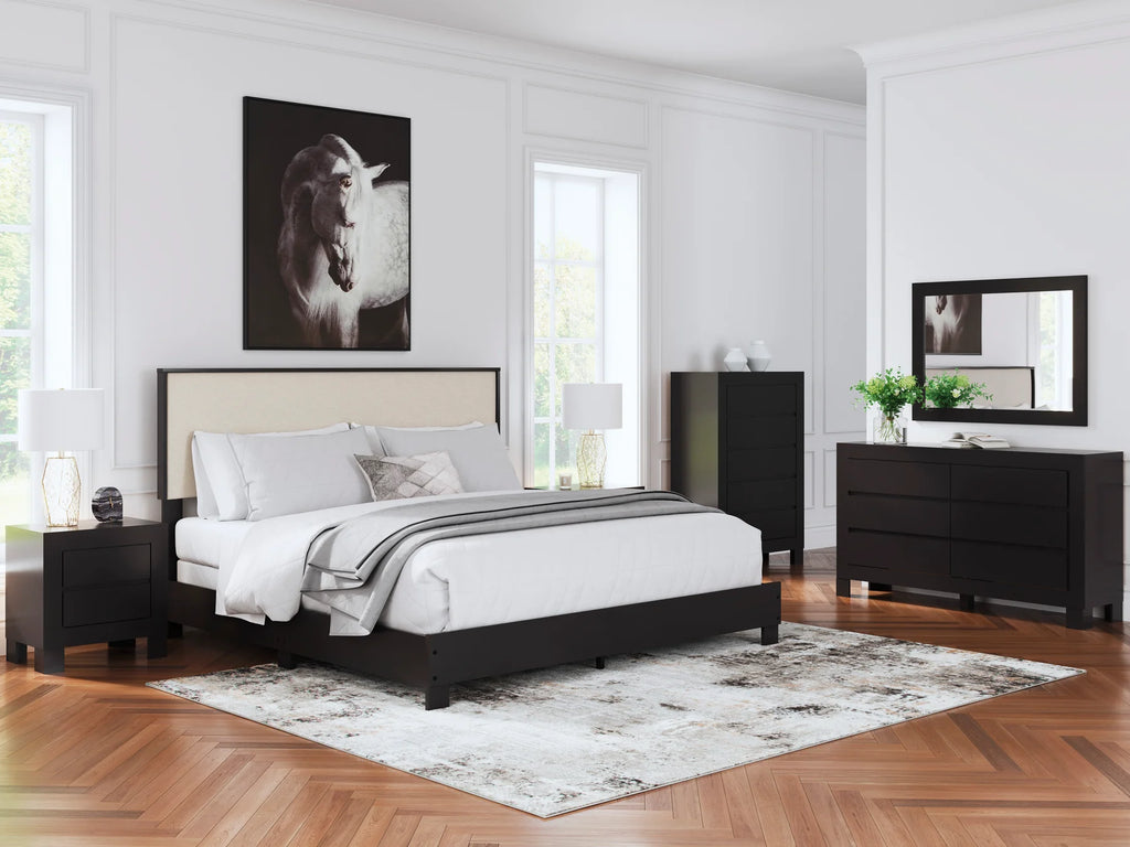 Kasteiner King Upholstered Bedroom Set