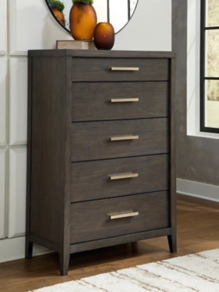Westonfort Five Drawer Chest;Espresso