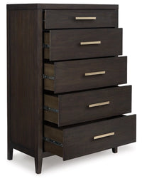 Westonfort Five Drawer Chest;Espresso
