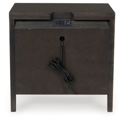 Westonfort Three Drawer Night Stand;Espresso