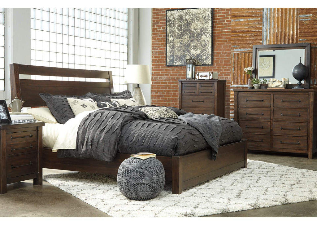 Starmore King Panel Bed with Mirrored Dresser, Chest and Nightstand