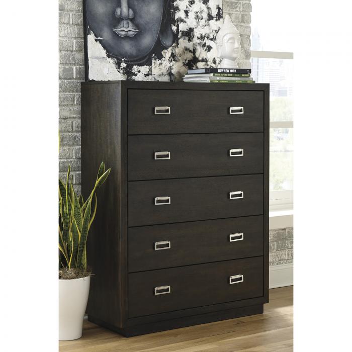 Hyndell Chest of Drawers