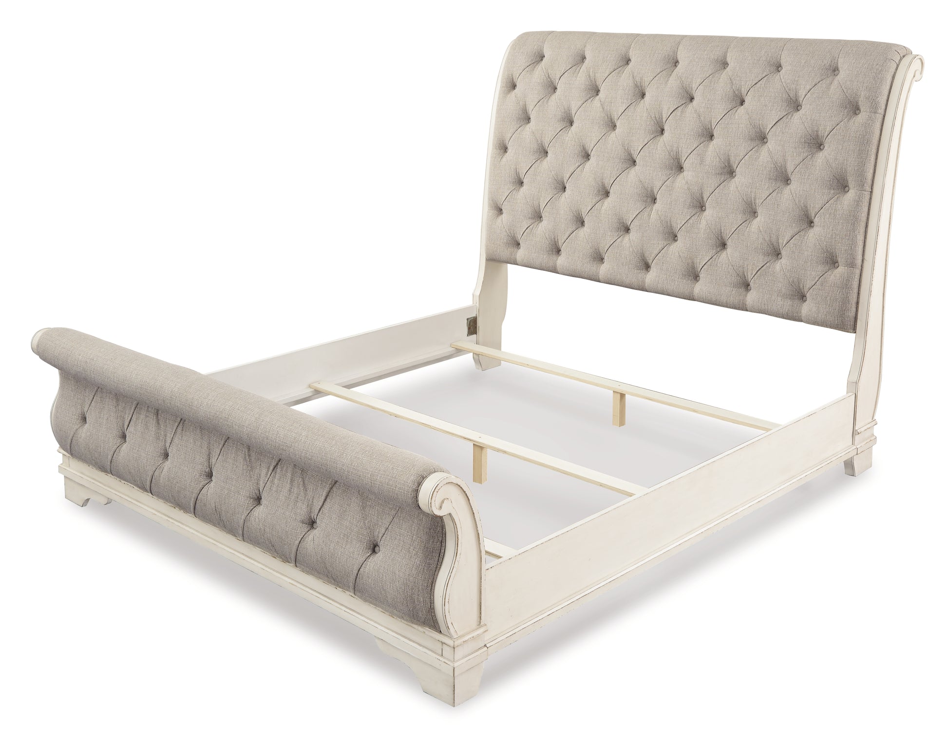 Realyn Queen Sleigh Bed - Ashley Furniture - Brunei
