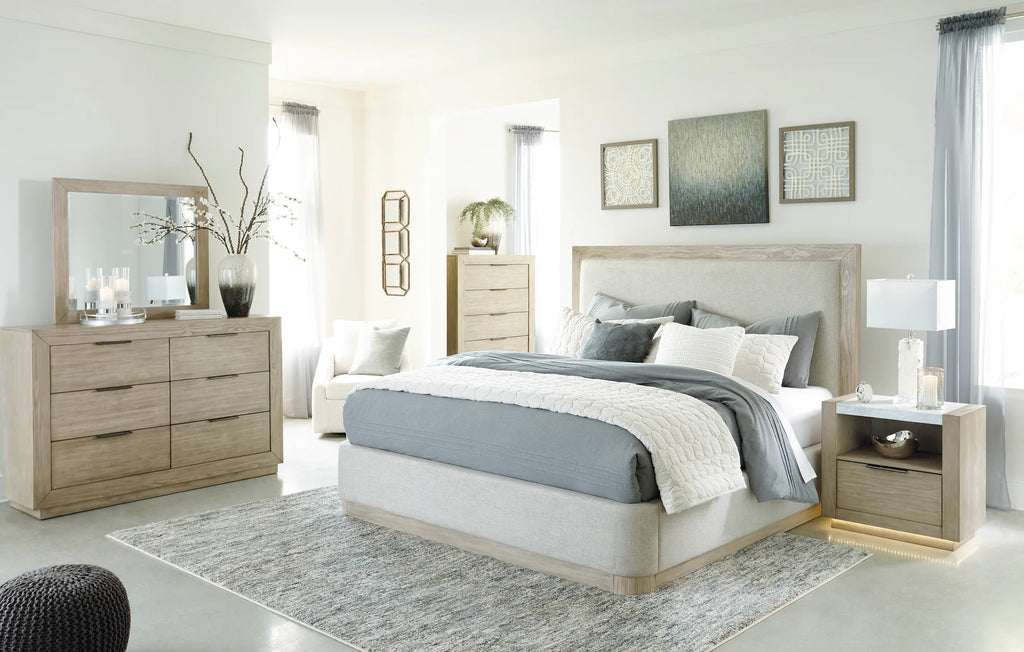 Hennington King Upholstered Bed with Mirrored Dresser, Drawer, and Nightstand