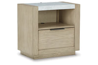 Hennington Queen Bedroom Set;Bisque