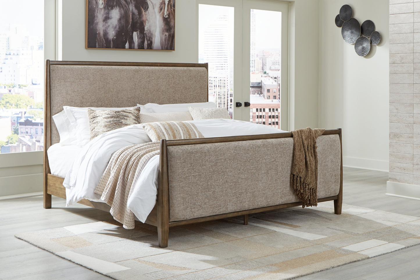 Roanhowe King Upholstered Bed;Brown