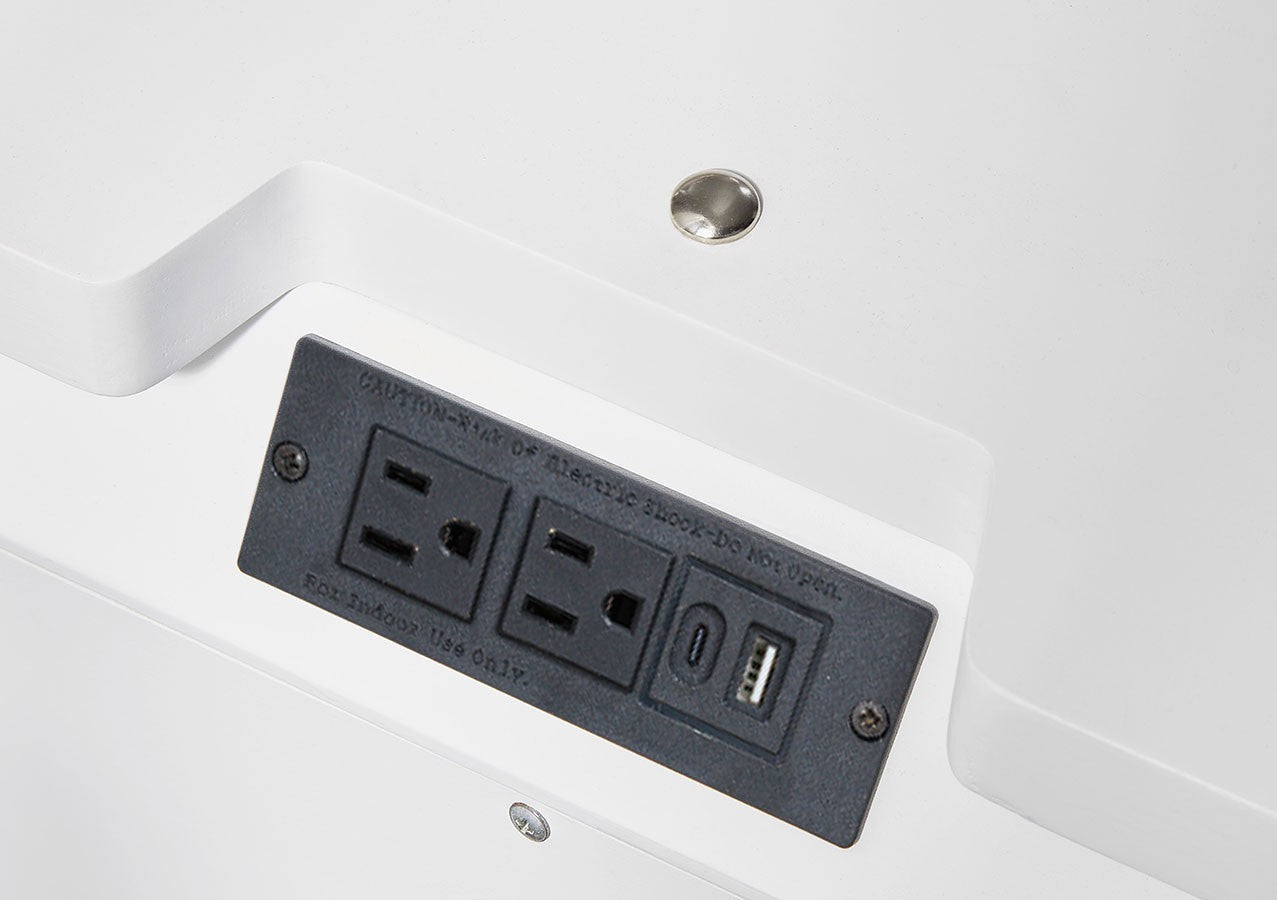 Chalanna King Panel Bed with Mirrored Dresser and Two Drawer Night Stand;WHITE