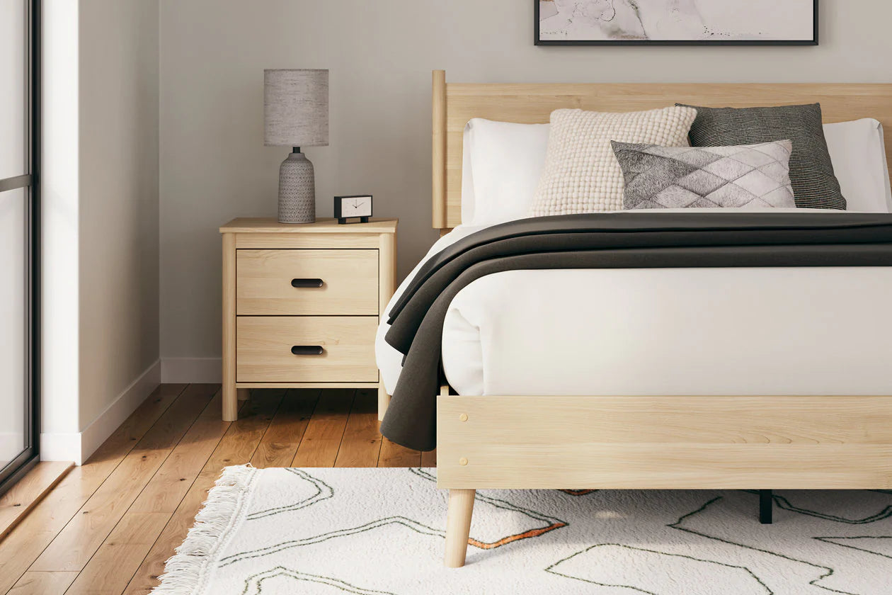Cabinella Tan Queen Platform Bed;Tan