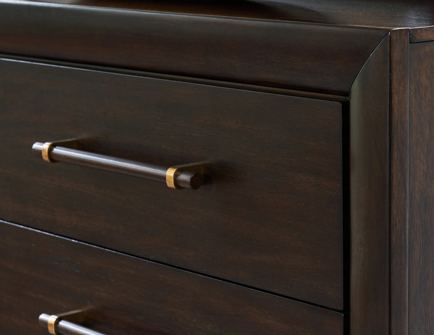 Dantenton Merlot Dresser and Mirror;Merlot