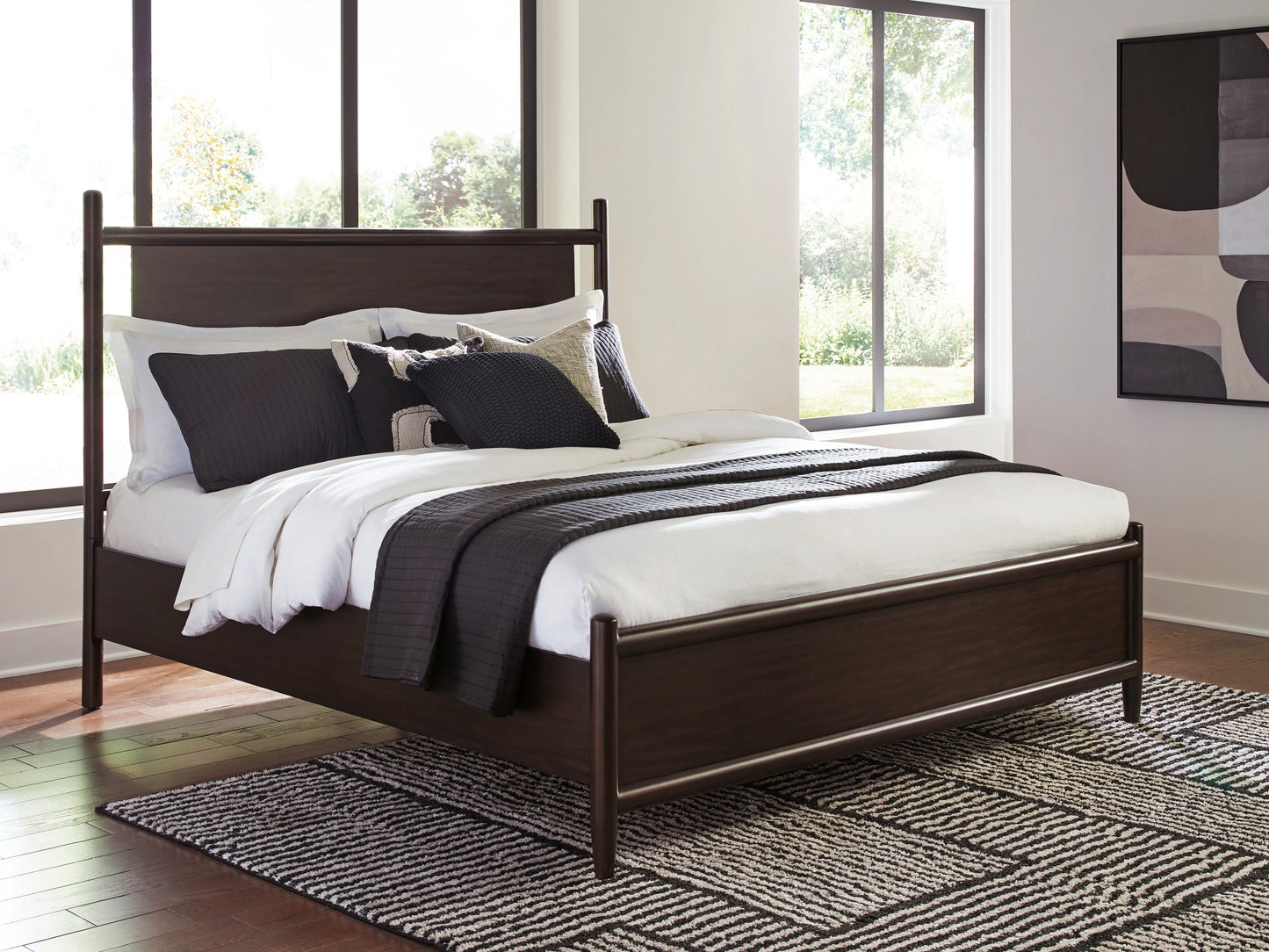 Dantenton Merlot Queen Panel Bed;Merlot