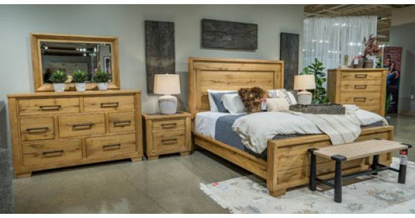 Galliden Queen Bedroom Set