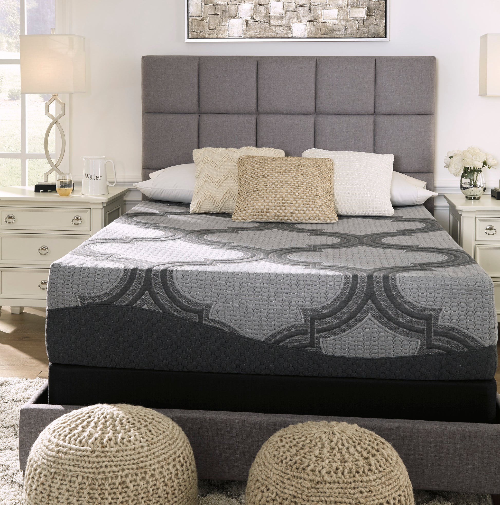 M62831W2 Ashley Hybrid Queen Mattress 12" - Ashley Furniture - Brunei