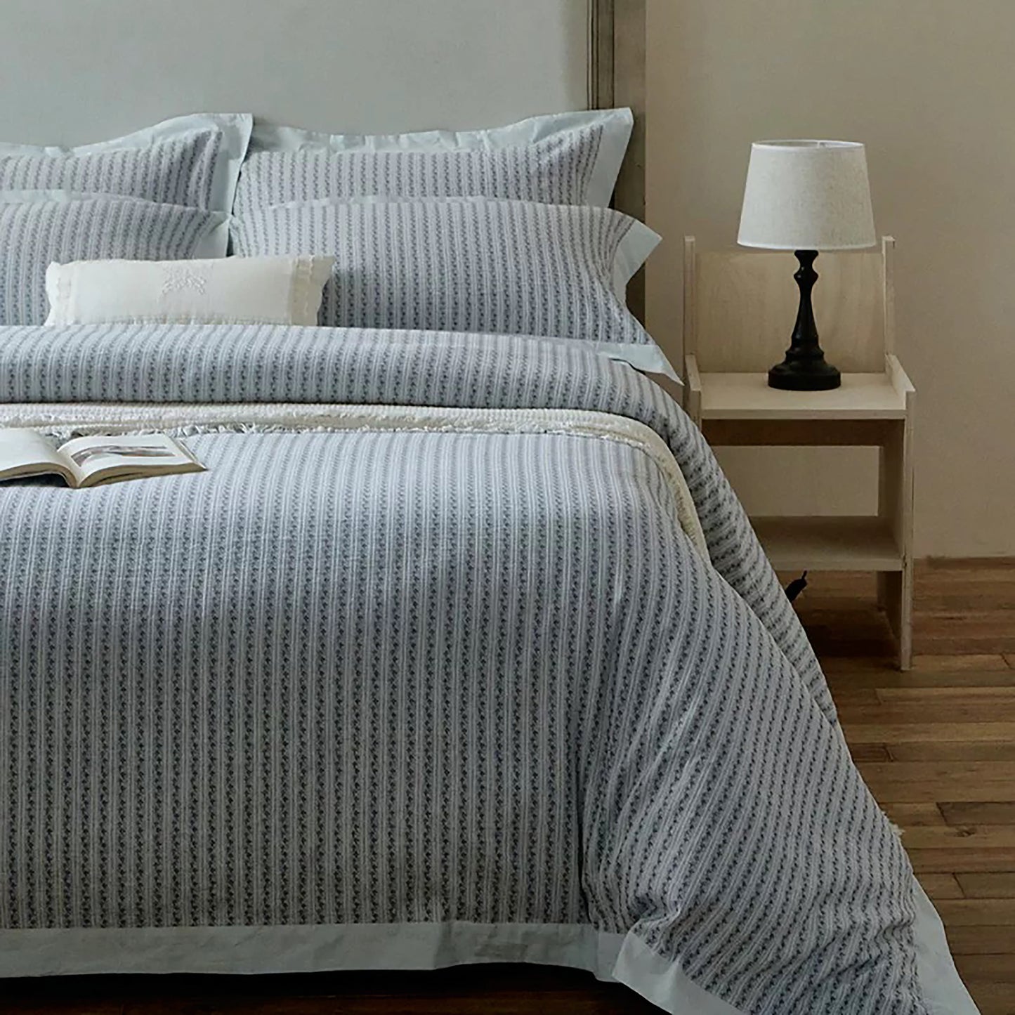 Top of Bed King Duvet Cover Set;Blue