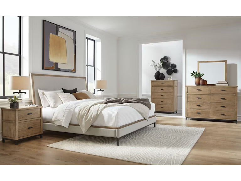 Tomtyn King Bedroom Set;Light Brown