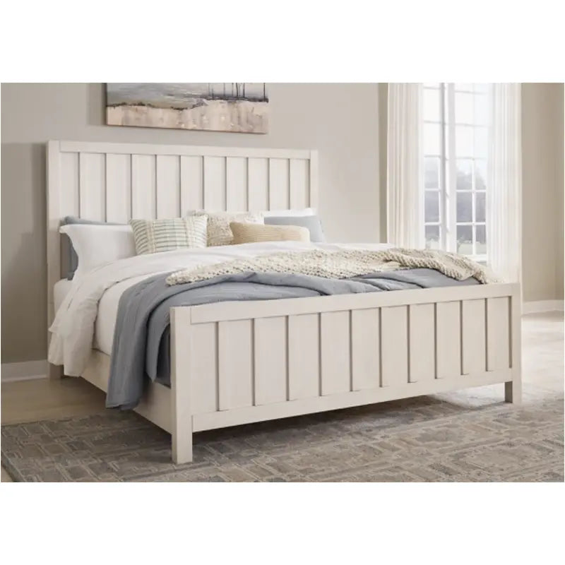 Shaybrock King Panel Bed